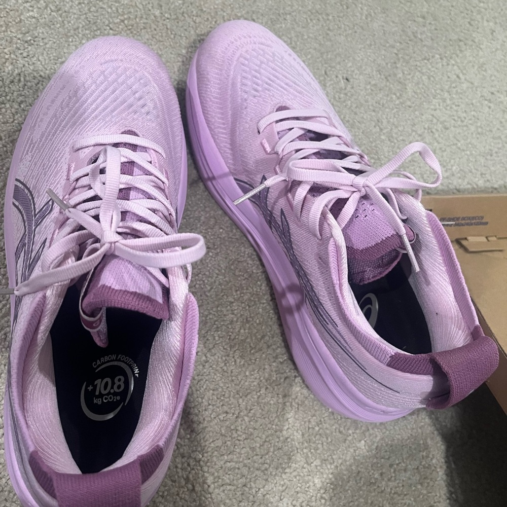 ASICS Gel nimbus 27 purple NWT